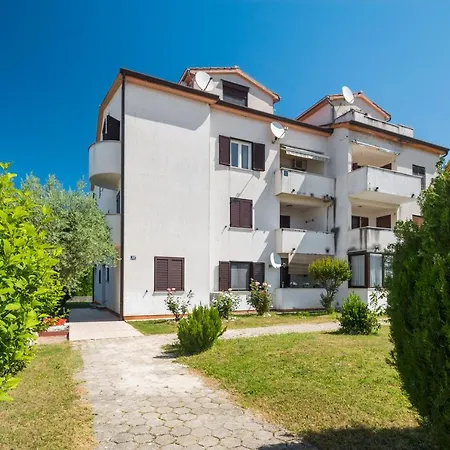  Kukci Apartment Kukci